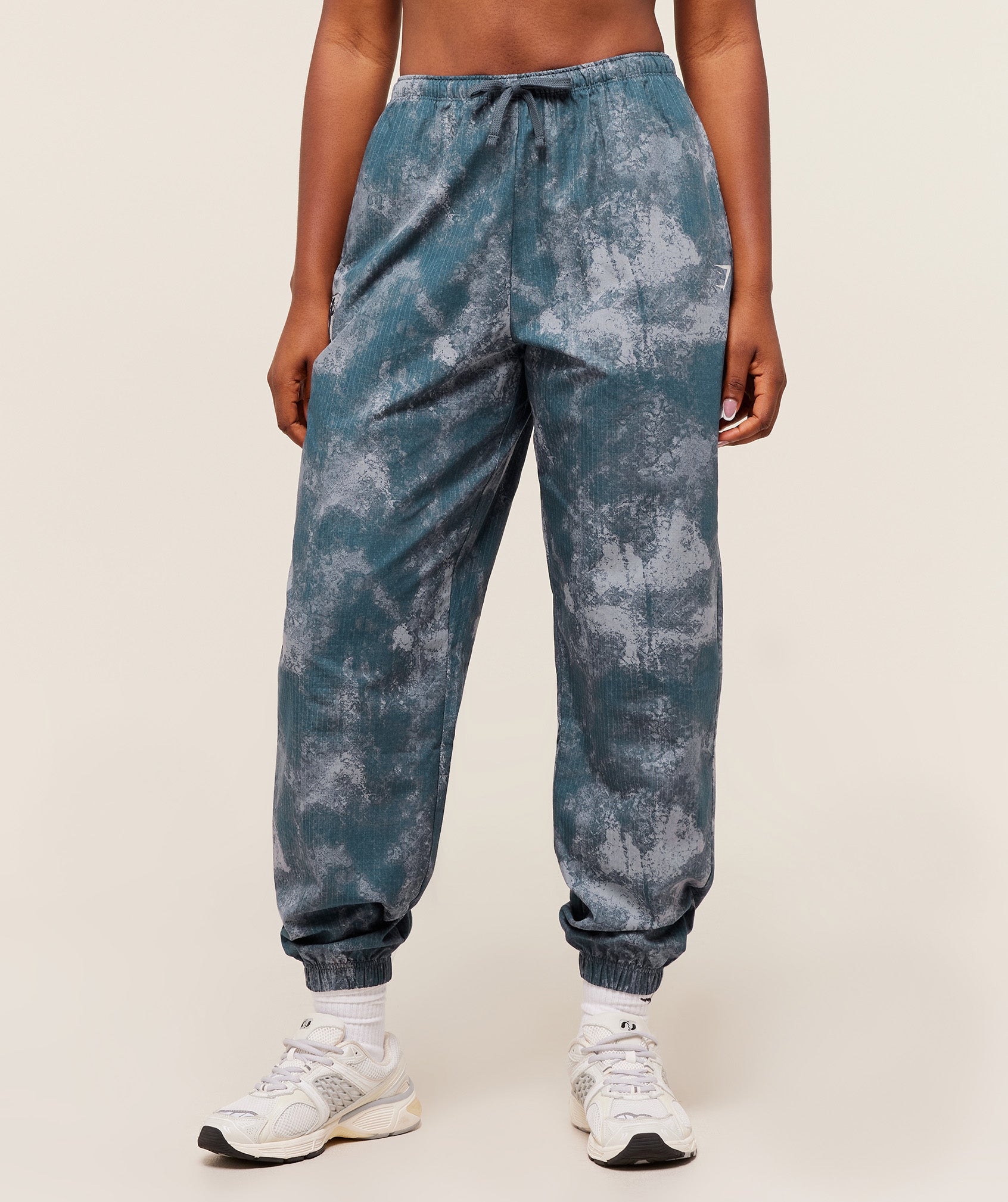 Pantone Midnight Navy